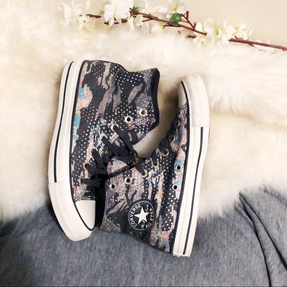 CONVERSE Hi-tops / Camo Print - Picture 4 of 8